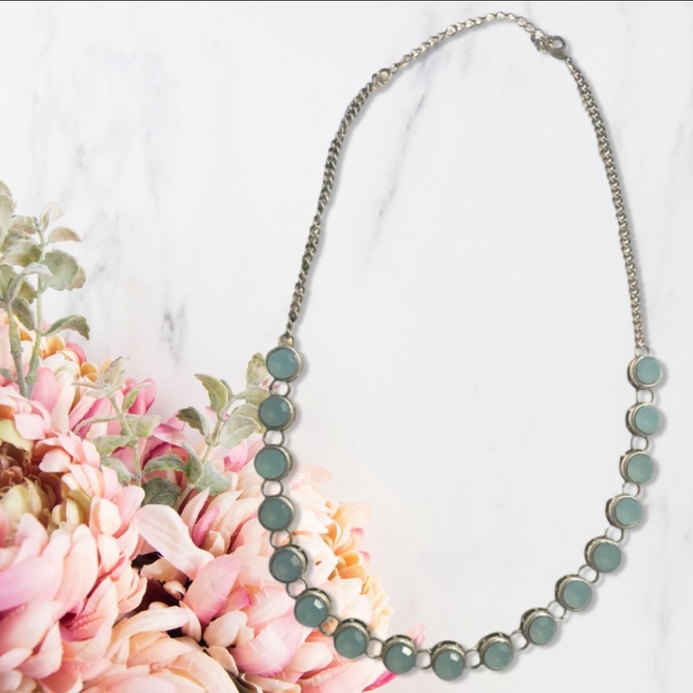 Simple Coastal Round faceted Light Silver Blue/Gray Necklace Work Church Glam - Picture 2 of 9